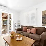 Villa Kastelir