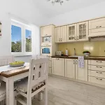 Kastelir Villa *