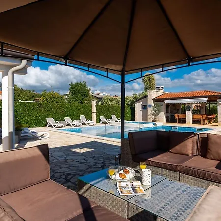 Kastelir Villa Kaštelir