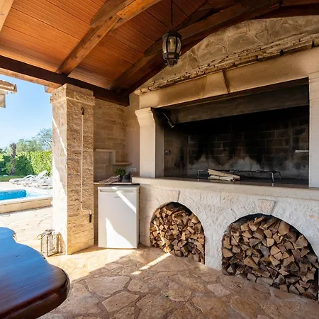 Villa Kastelir Kaštelir