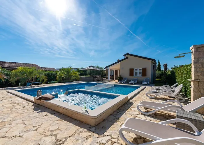 Villa Kastelir Kaštelir